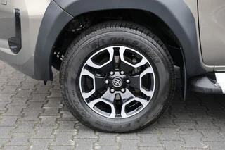 Toyota Hilux – thumbnail 9