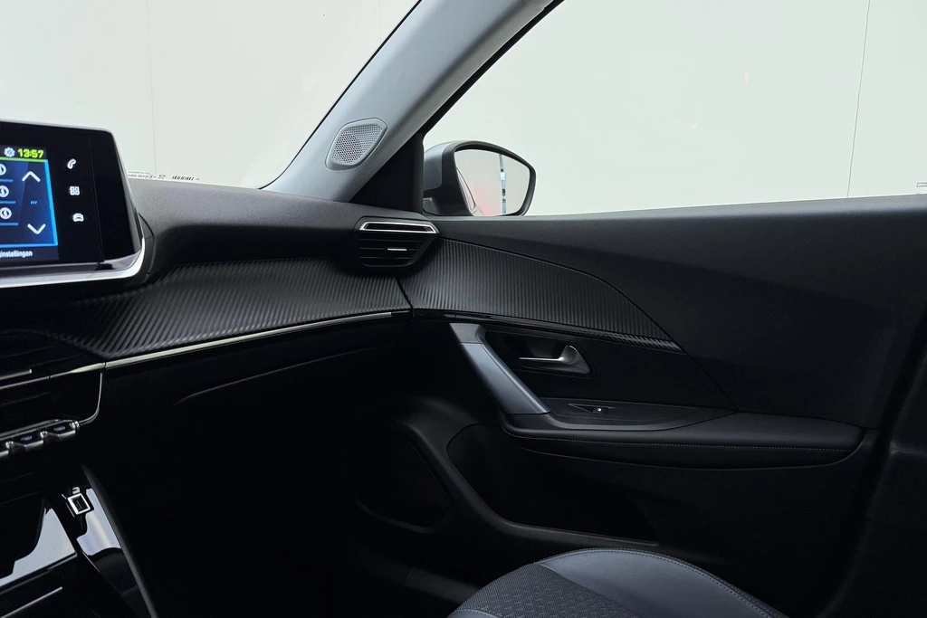 Peugeot e-2008 – foto 33