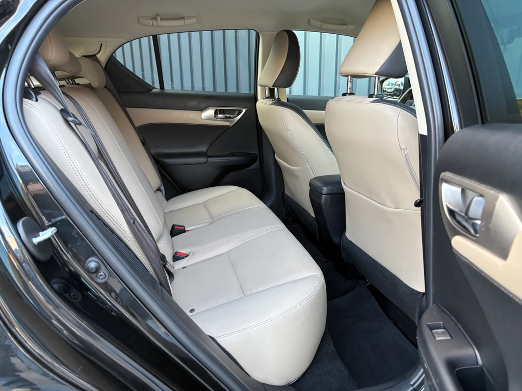 Lexus CT – foto 30