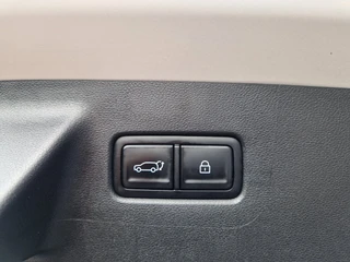 Hyundai Santa Fe – thumbnail 17