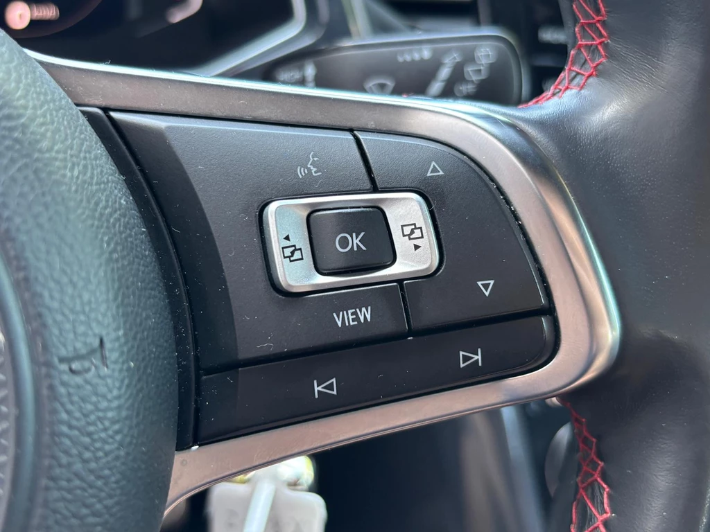Volkswagen T-Roc – foto 18