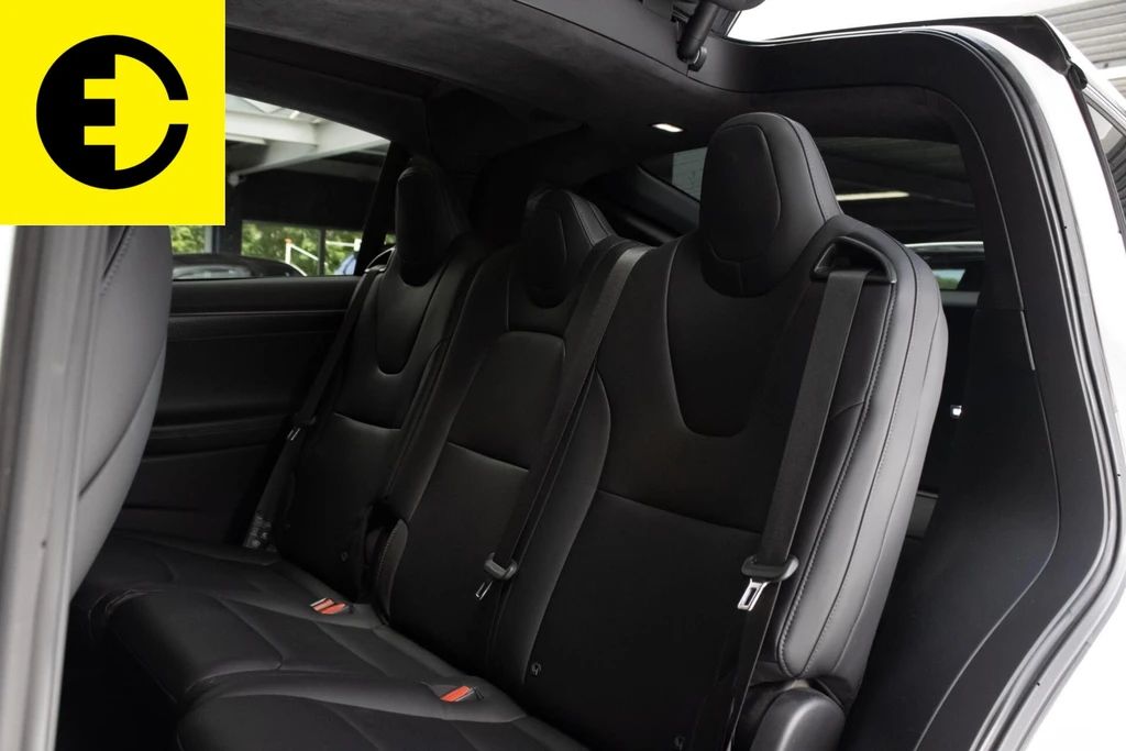 Tesla Model X – foto 14