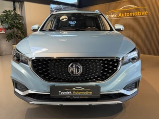 MG ZS EV – thumbnail 9