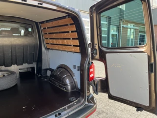 Volkswagen Transporter – thumbnail 22