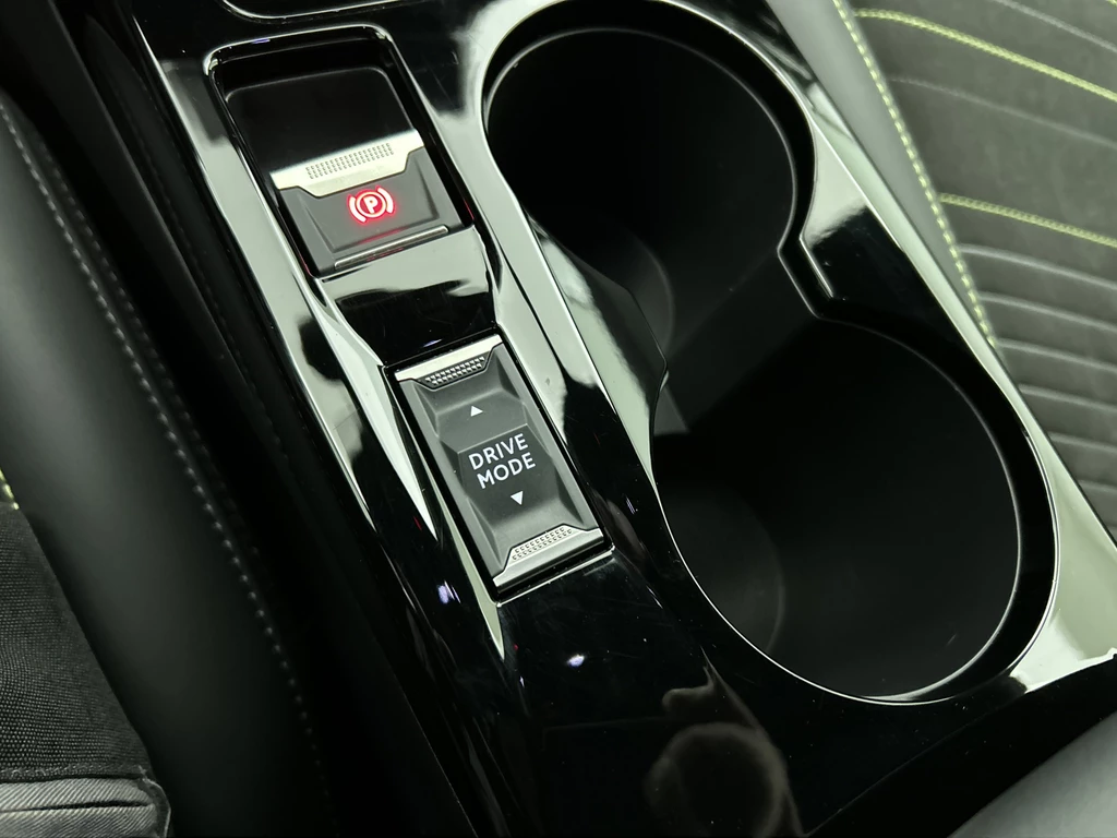 Peugeot 208 – foto 9