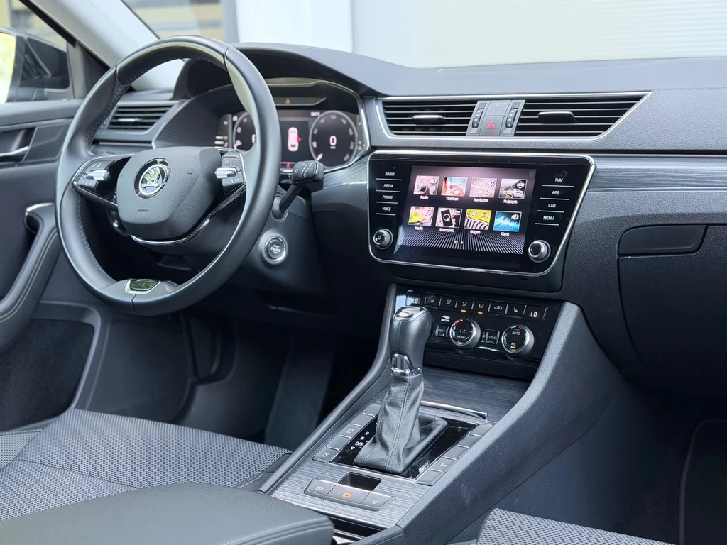 Škoda Superb – foto 15