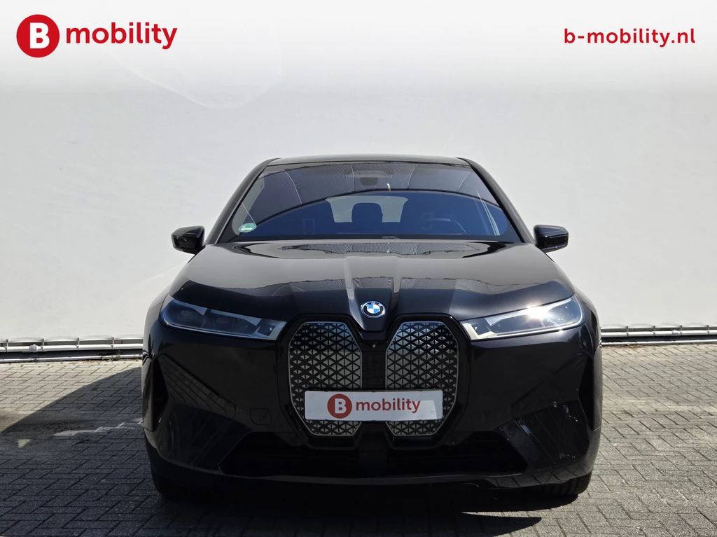 BMW iX – foto 7