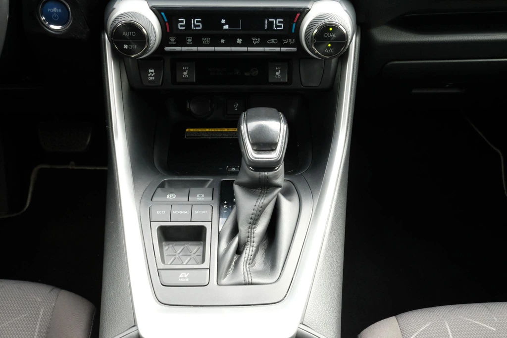 Toyota RAV4 – foto 16