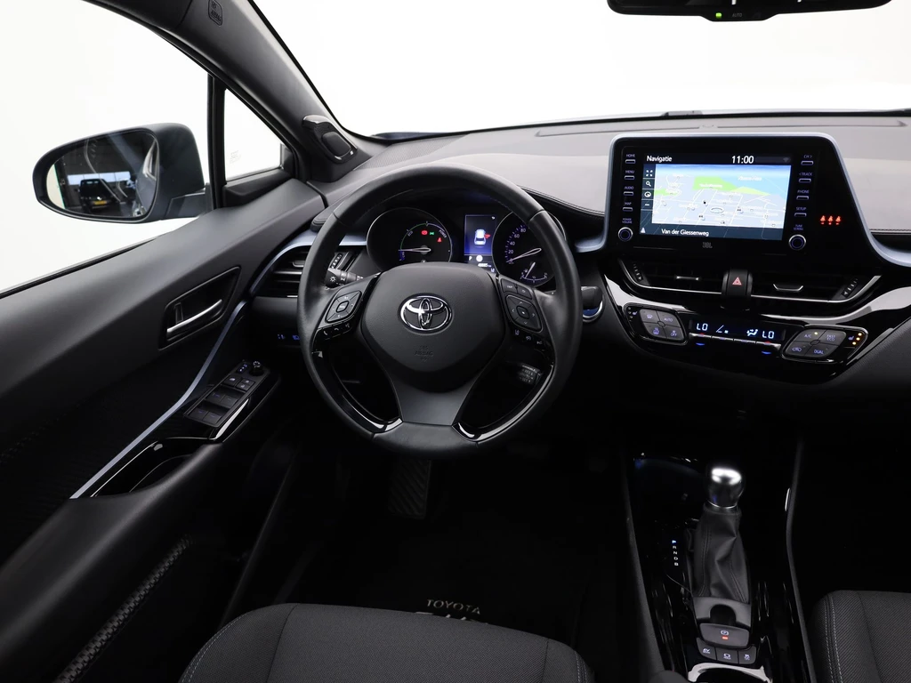Toyota C-HR – foto 16