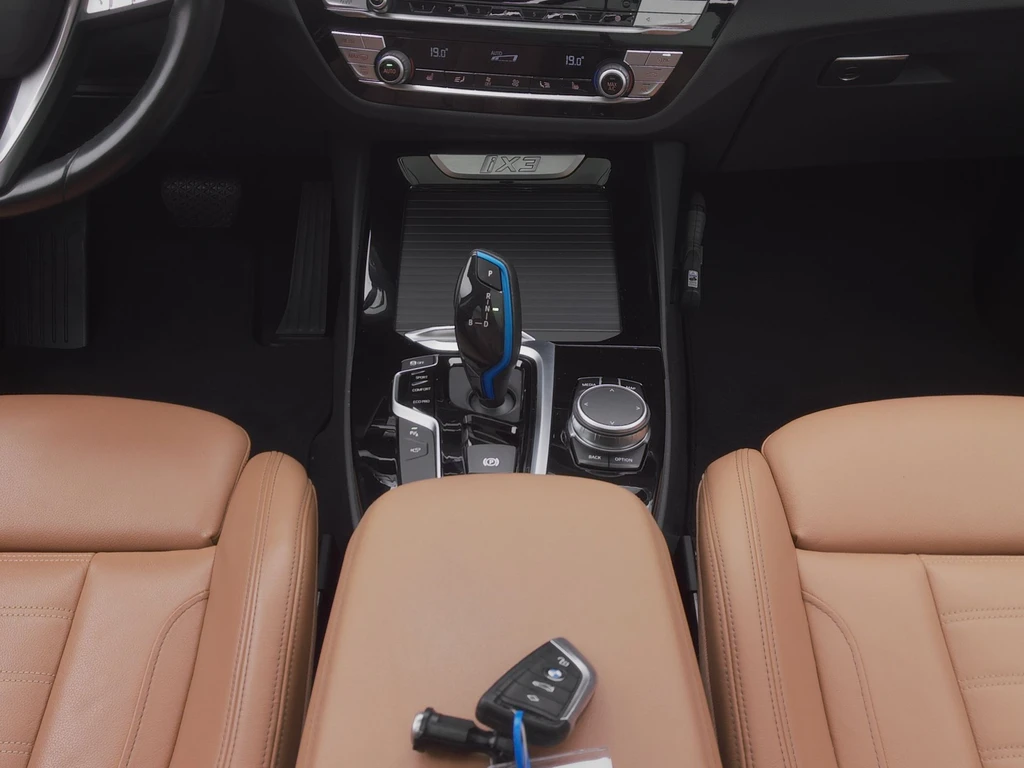 BMW iX3 – foto 26