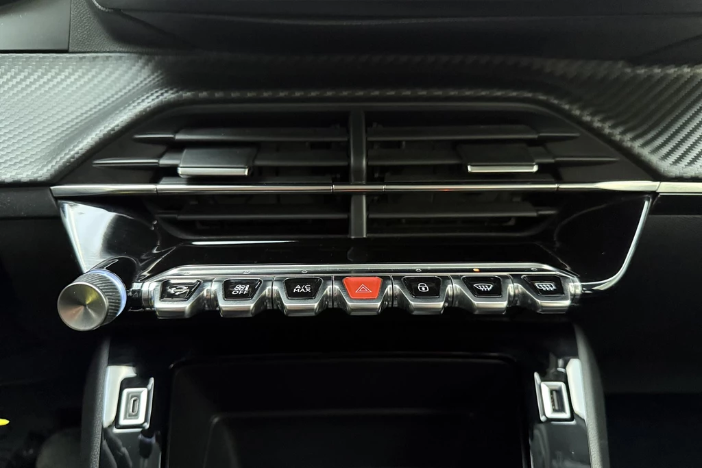 Peugeot 208 – foto 27