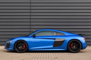 Audi R8 – thumbnail 3