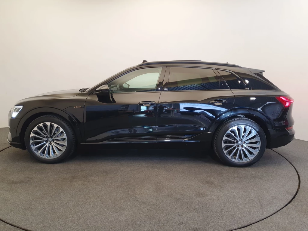 Audi e-tron – foto 2