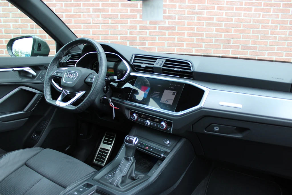 Audi Q3 – foto 12