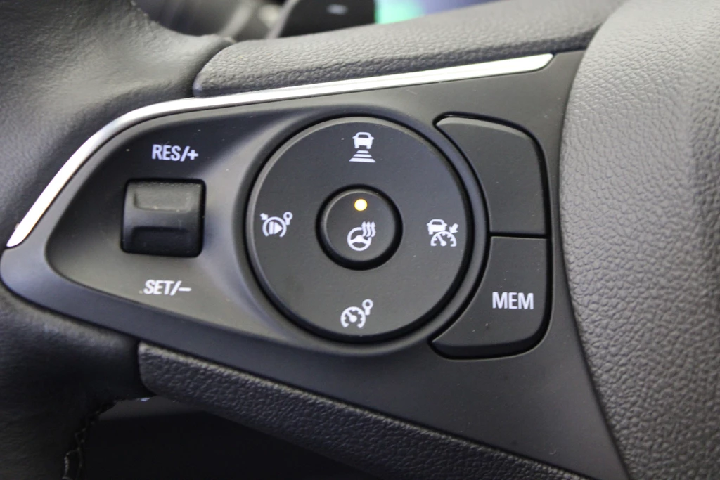 Opel Grandland – foto 16