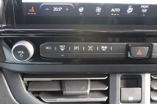 Ford Tourneo Custom – thumbnail 23