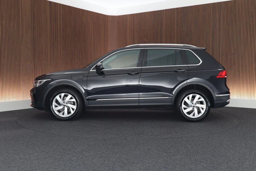 Volkswagen Tiguan – foto 2