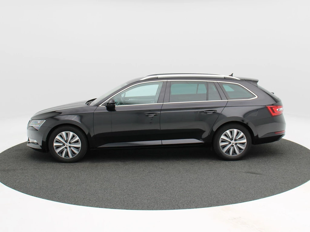 Škoda Superb – foto 2