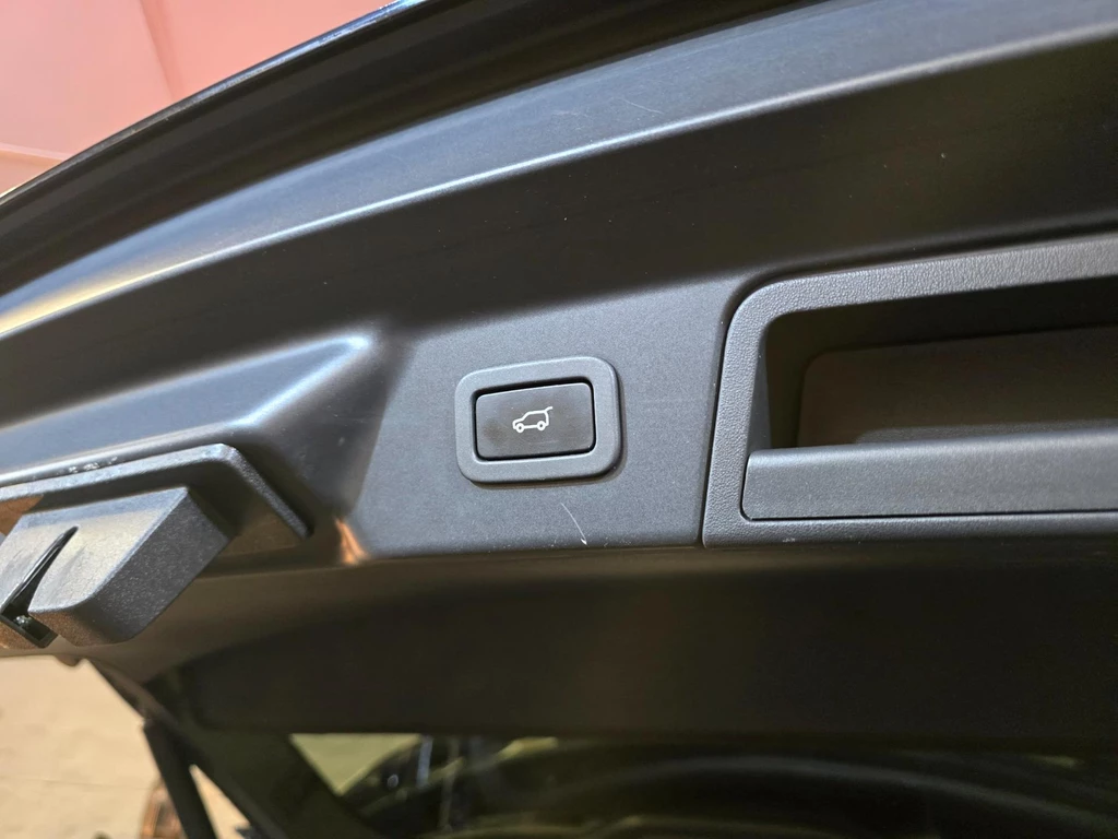 Land Rover Range Rover Velar – foto 28