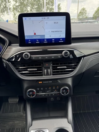 Ford Kuga – thumbnail 10
