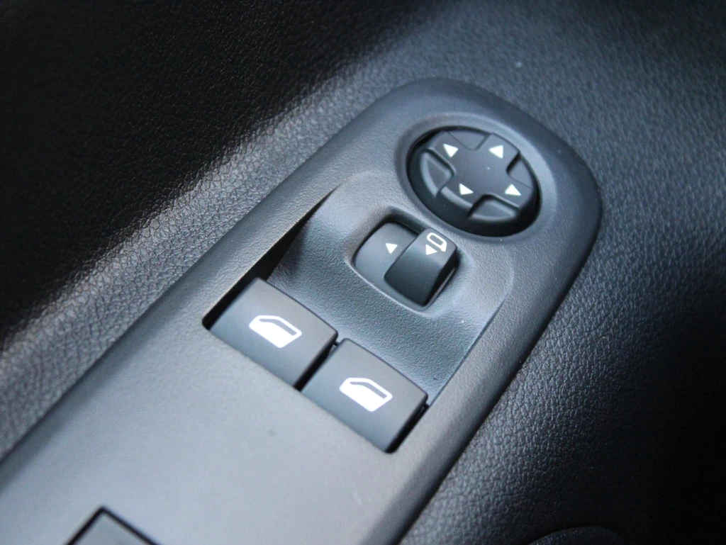 Peugeot Partner – foto 28