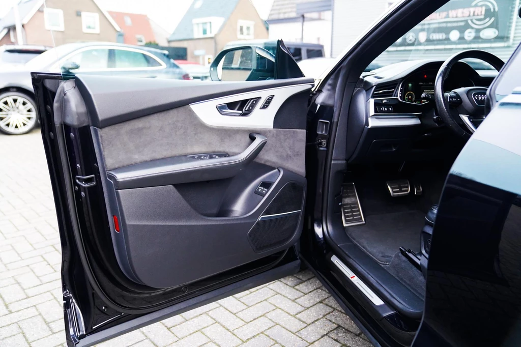 Audi Q8 – foto 31