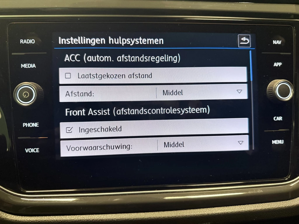 Volkswagen T-Roc – foto 29