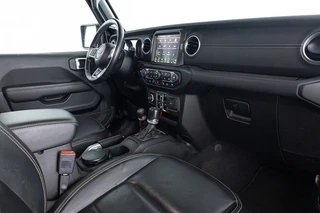 Jeep Wrangler – thumbnail 11