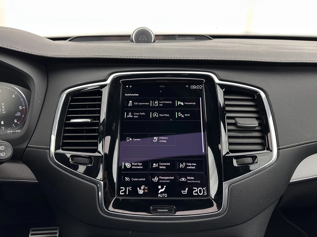 Volvo XC90 – foto 17