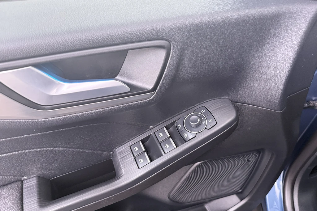 Ford Kuga – foto 16