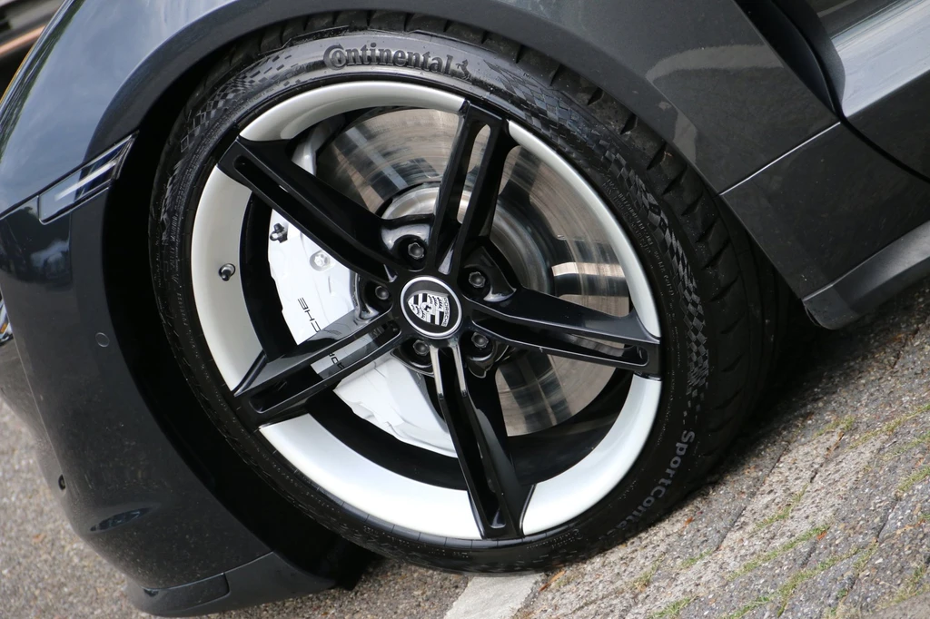 Porsche Taycan – foto 5