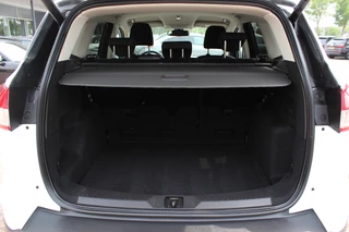 Ford Kuga – thumbnail 17