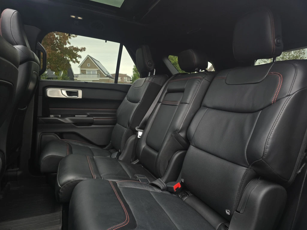 Ford Explorer – foto 42