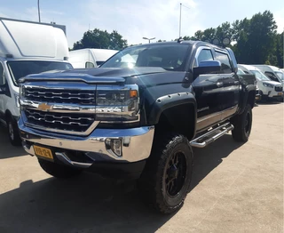 Chevrolet Silverado – thumbnail 1