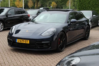 Porsche Panamera – thumbnail 1
