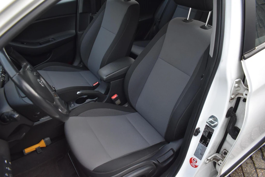 Hyundai i20 – foto 9