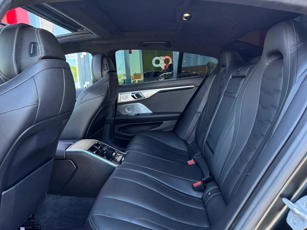 BMW 8 Serie – foto 14
