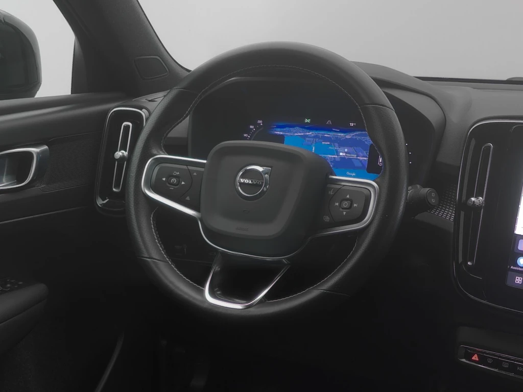 Volvo XC40 – foto 26