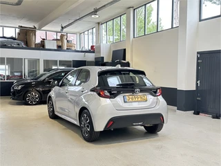Toyota Yaris – thumbnail 2