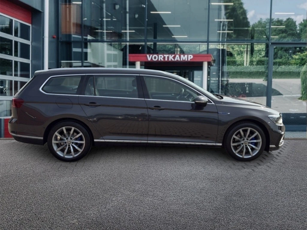 Volkswagen Passat – foto 6