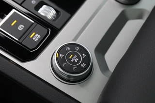 Volkswagen Touareg – thumbnail 24