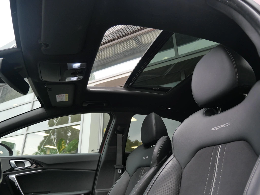 Kia XCeed – foto 18