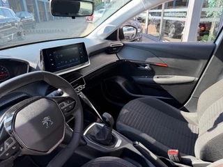 Peugeot 208 – thumbnail 12