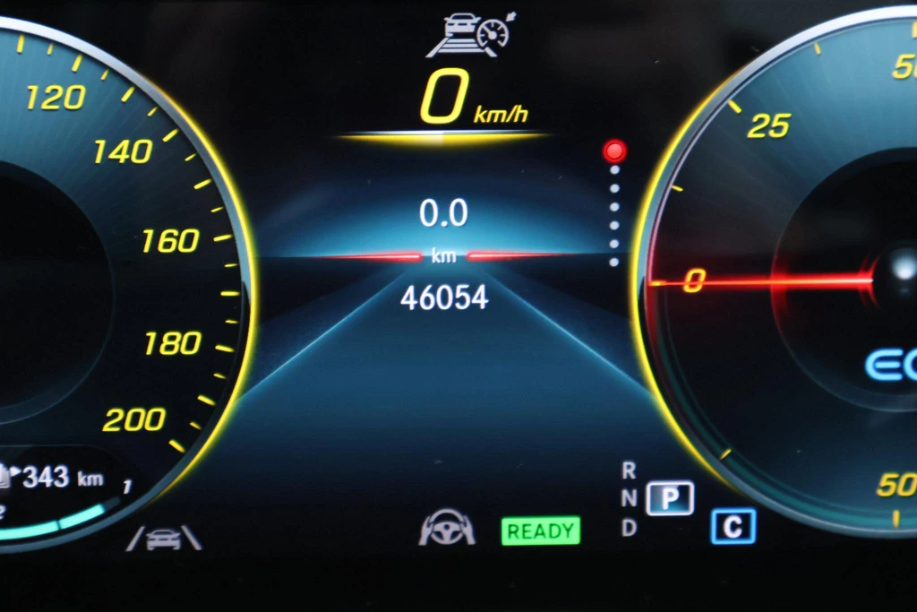 Mercedes-Benz EQA – foto 48