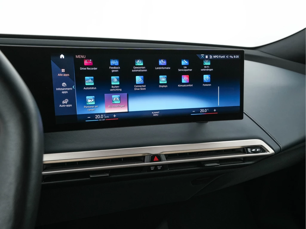 BMW iX – foto 24