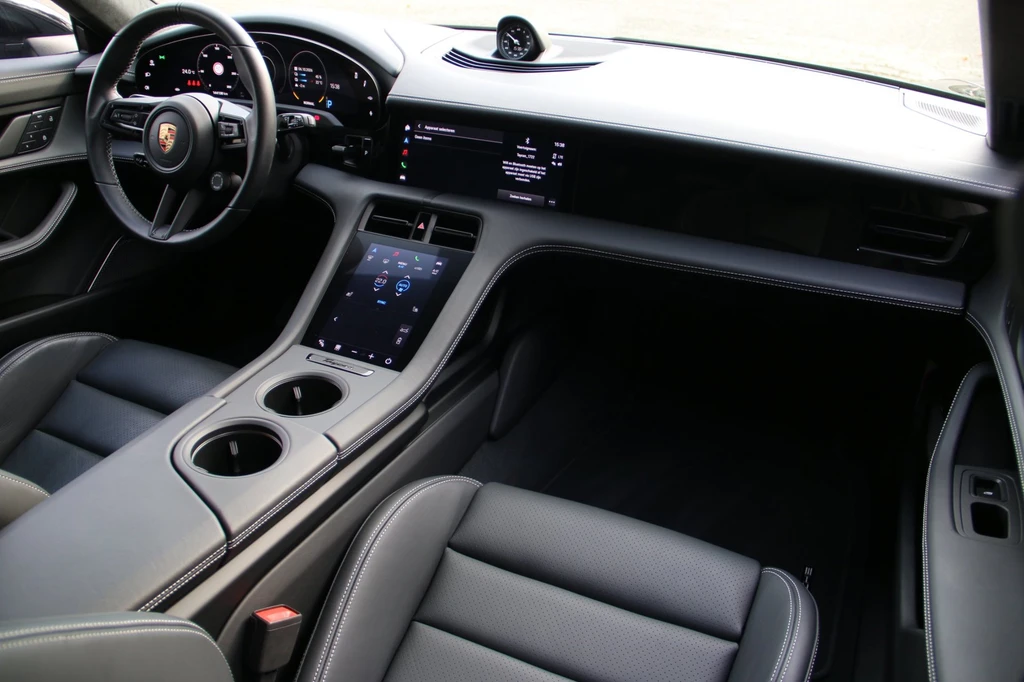 Porsche Taycan – foto 10