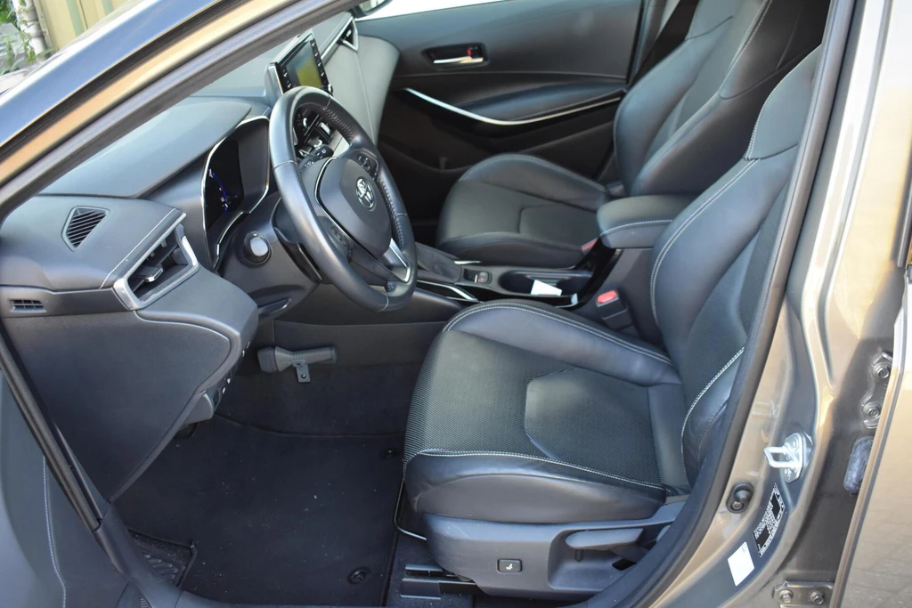 Toyota Corolla Touring Sports – foto 7