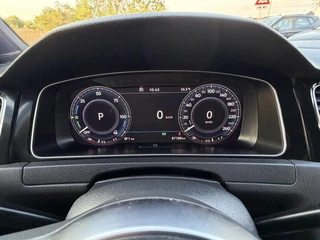 Volkswagen Golf – thumbnail 35