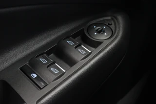 Ford Kuga – thumbnail 15