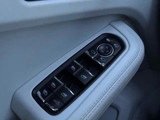 Porsche Macan – thumbnail 23